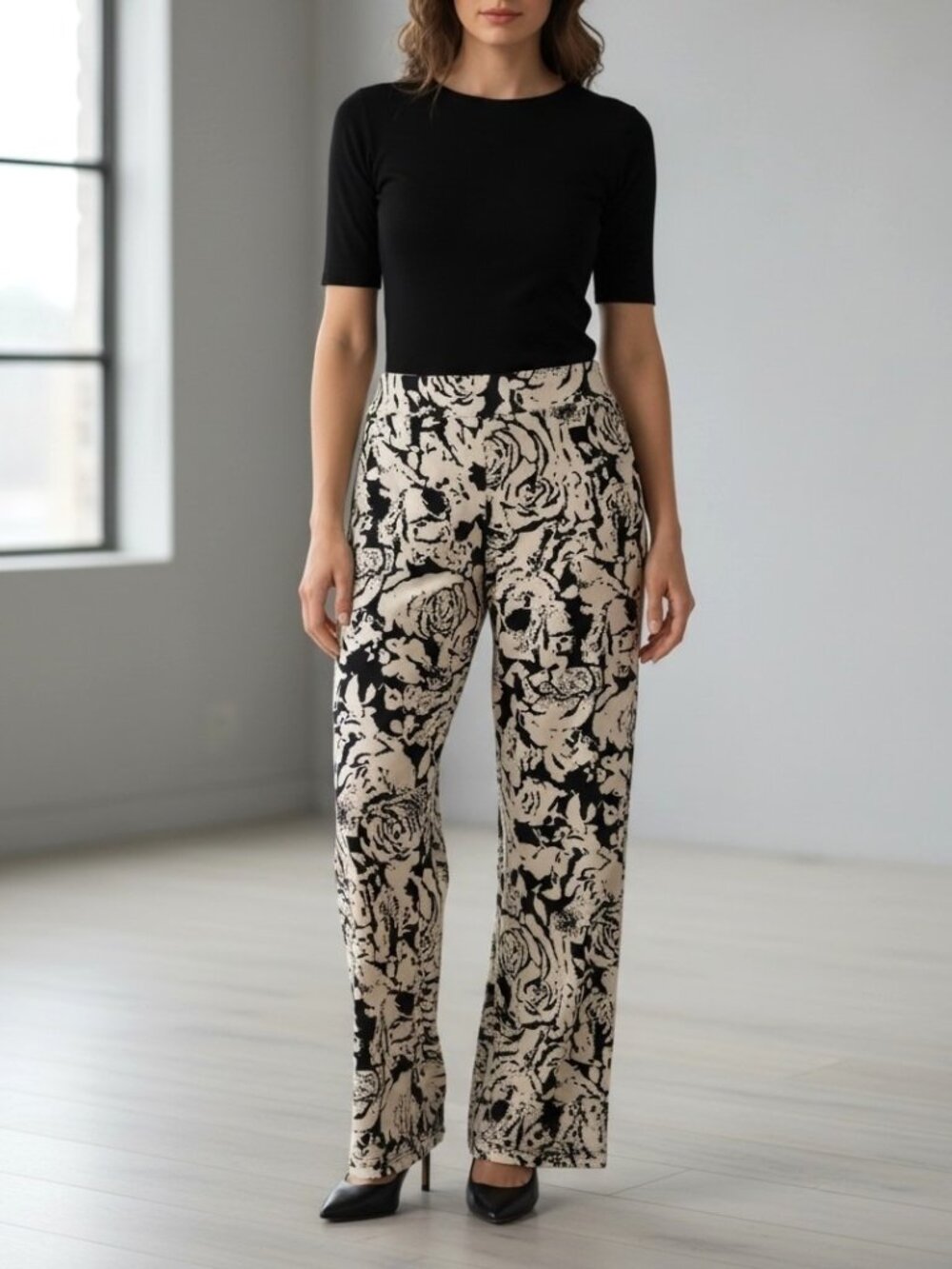 Clara Sun Woo Black Cream Floral Knit Pull-On Straight Leg Pants Size M